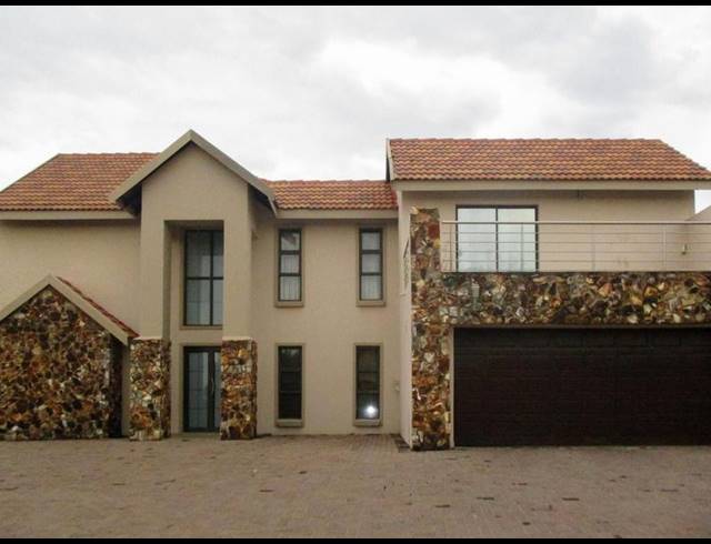 4 BEDROOM PROPERTY TO RENT IN BROOKLANDS LIFESTYLE ESTATE